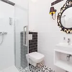 Traveler's Choice - Old Town - By Upstairs Apartmán