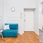 Traveler's Choice - Old Town - By Upstairs Apartmán Krakov