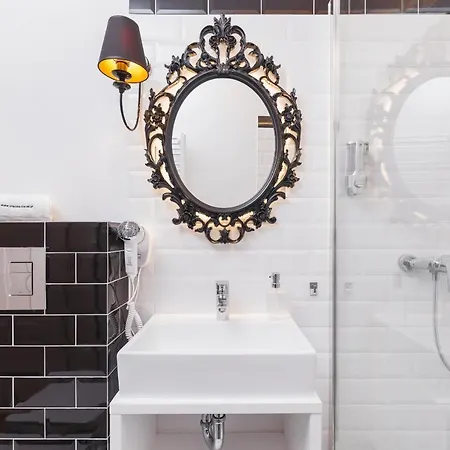 Apartment Traveler's Choice - Old Town - By Upstairs *