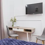 아파트 Traveler's Choice - Old Town - By Upstairs *