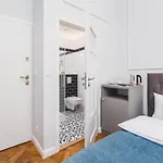 Traveler's Choice - Old Town - By Upstairs Apartment Krakau