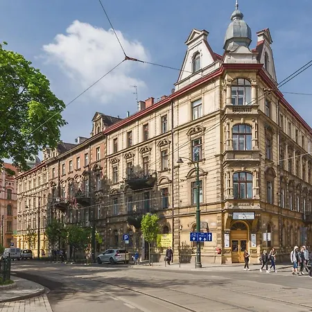 Traveler's Choice - Old Town - By Upstairs Appartamento *
