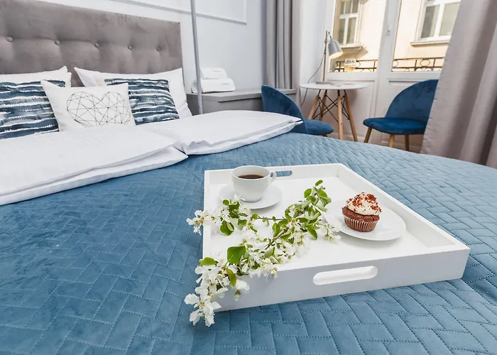 Traveler's Choice - Old Town - By Upstairs Kraków